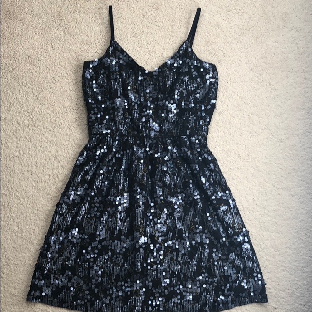 Sequined cocktail dress